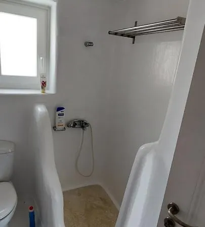 Σπίτι διακοπών Traditional House With Shared Pool *